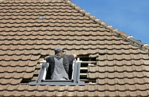 Pose de velux - Castries